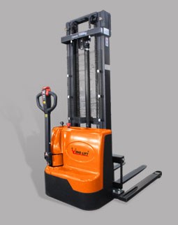 QES1516E/QES1520E/QES1525E...1500kg电动步行式堆高车