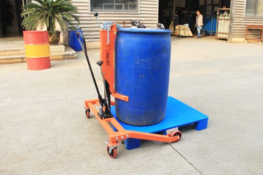 低支腿轻型液压油桶搬运车